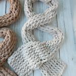 Knitted unisex winter scarf