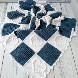 Knitted Baby Blanket with Heart Pattern – Soft Embossed Baby Blanket